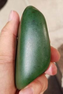 以前市场上冷落的和田碧玉籽料,碧玉籽料好不好?值也值得收藏